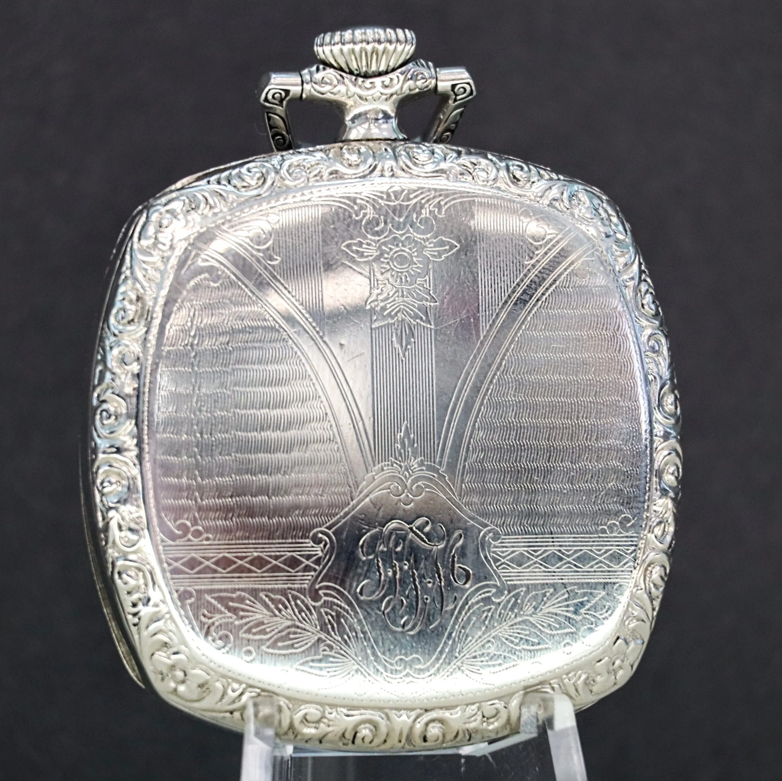 1925 ELGIN Dress Pocket Watch 12s 15 Jewels Grade 315 Fancy Engraved Decorative Cushion Case