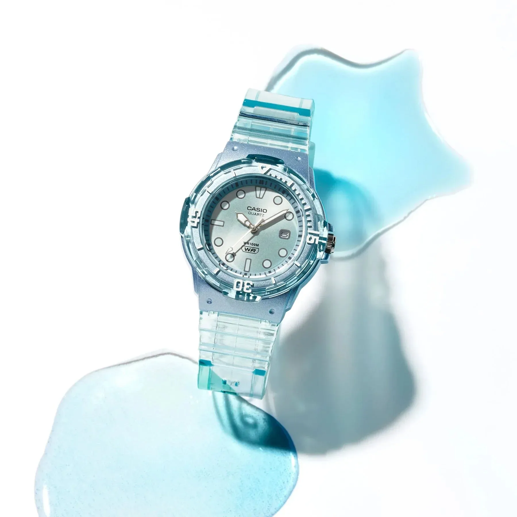 Casio Ladies / Youth LRW200HS-2E