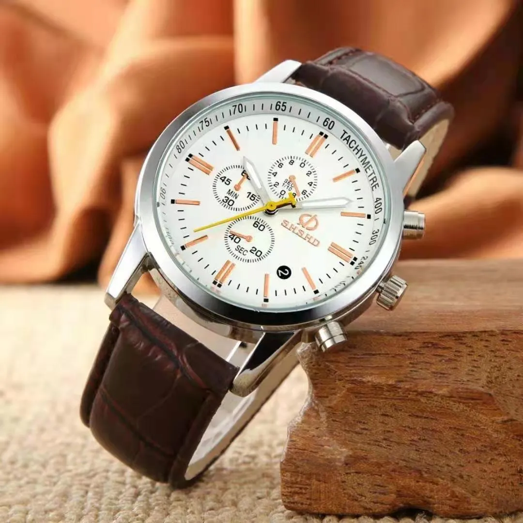 Classic Quartz Wristwatch Luminous Men belt Watches