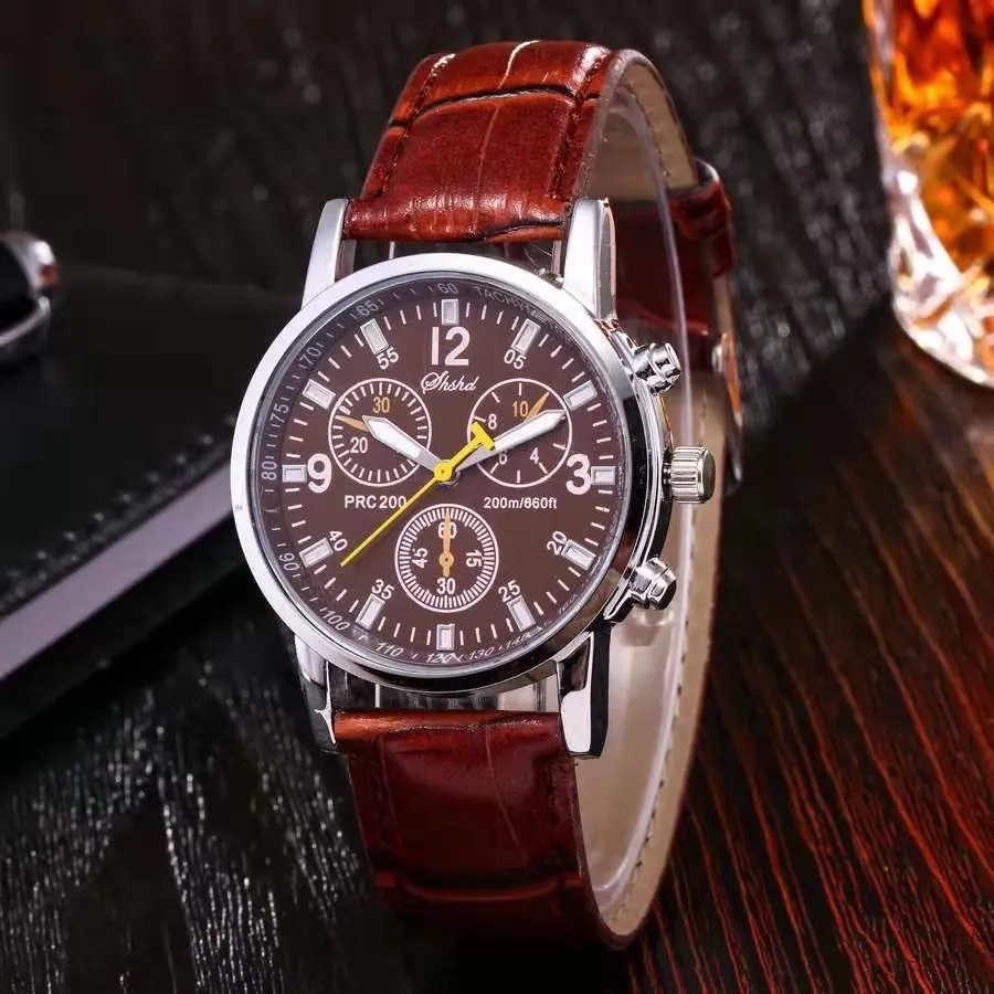 Classic Quartz Wristwatch Luminous Men belt Watches
