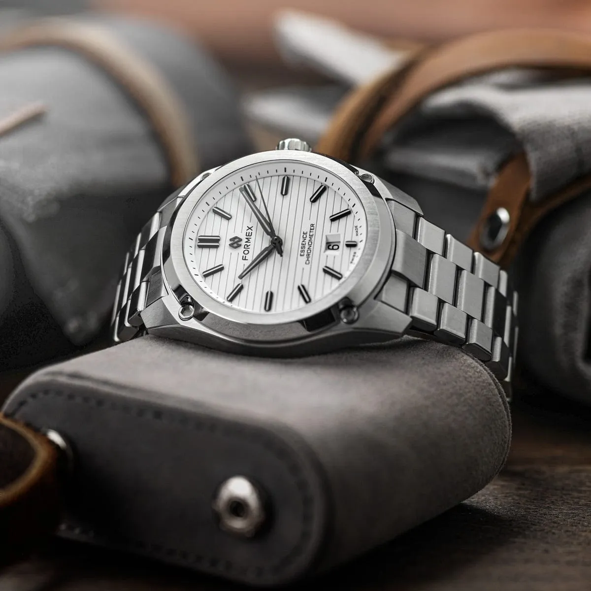FORMEX Essence 43 Automatic Chronometer - White