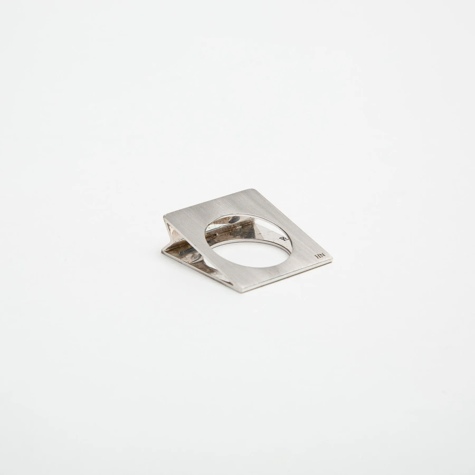 HADAR NORNBERG | WHITE GOLD SPATIAL RING