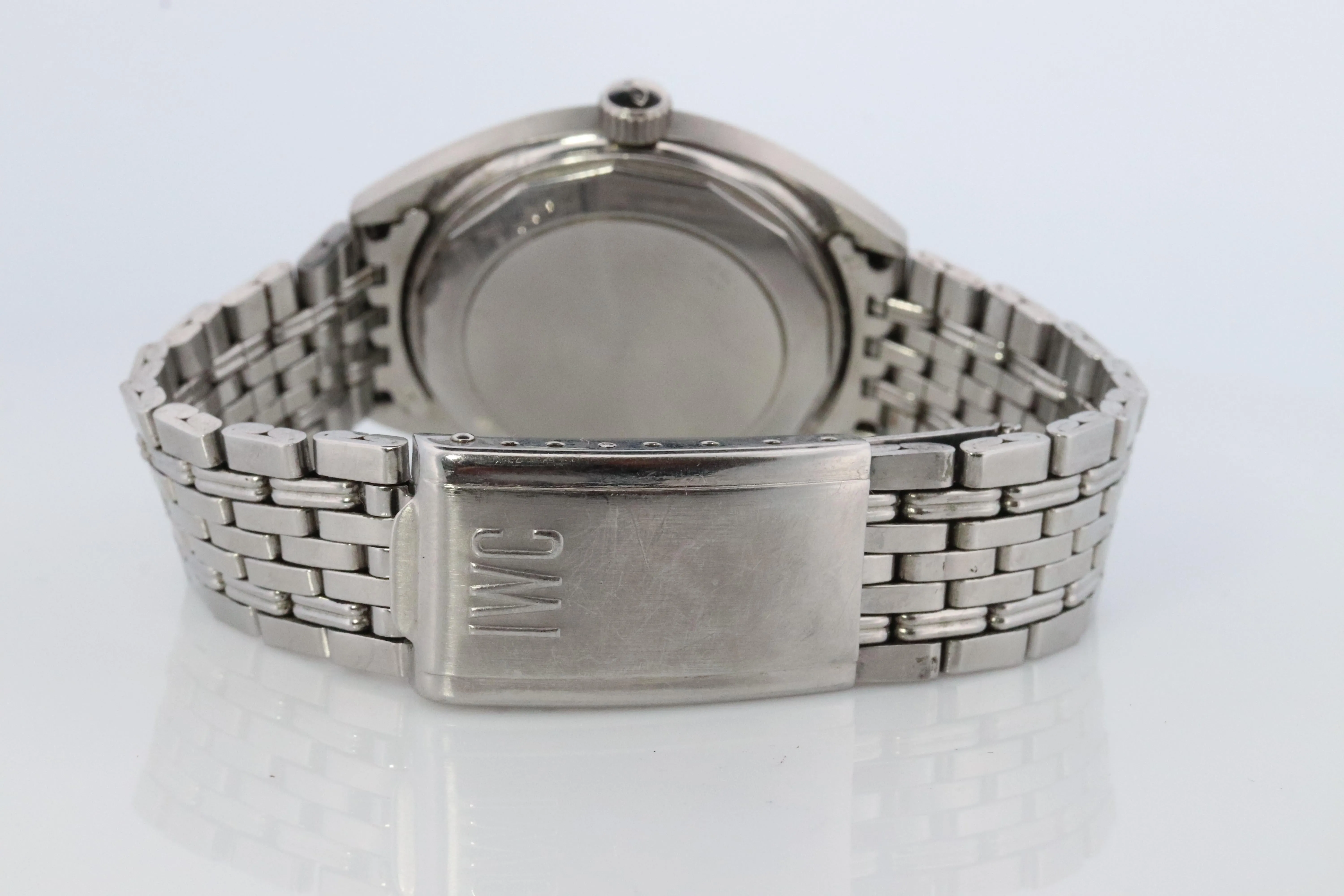 IWC Yacht Club Watch. 1970 International Watch Co Automatic Mens 811 watch.