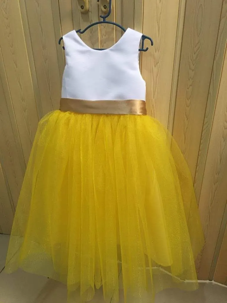 Macy Dress in White Yellow Gold