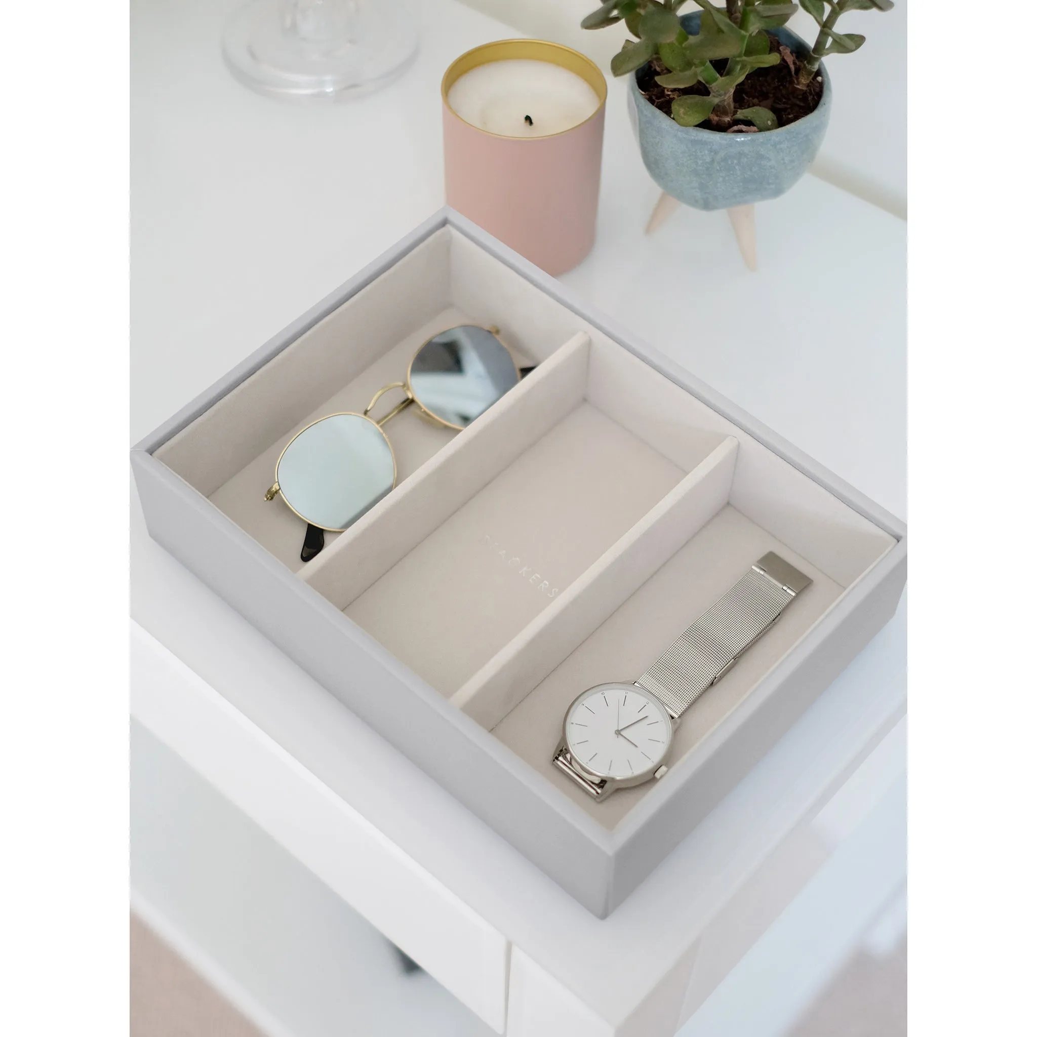 Medium Classic Jewellery Box Watch and Accessories Layer in Pebble Grey