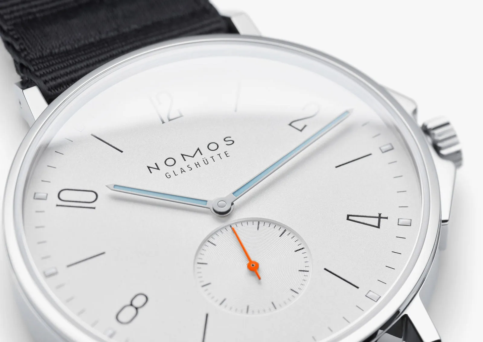 NG Watch Ahoi Sapphire Crystal