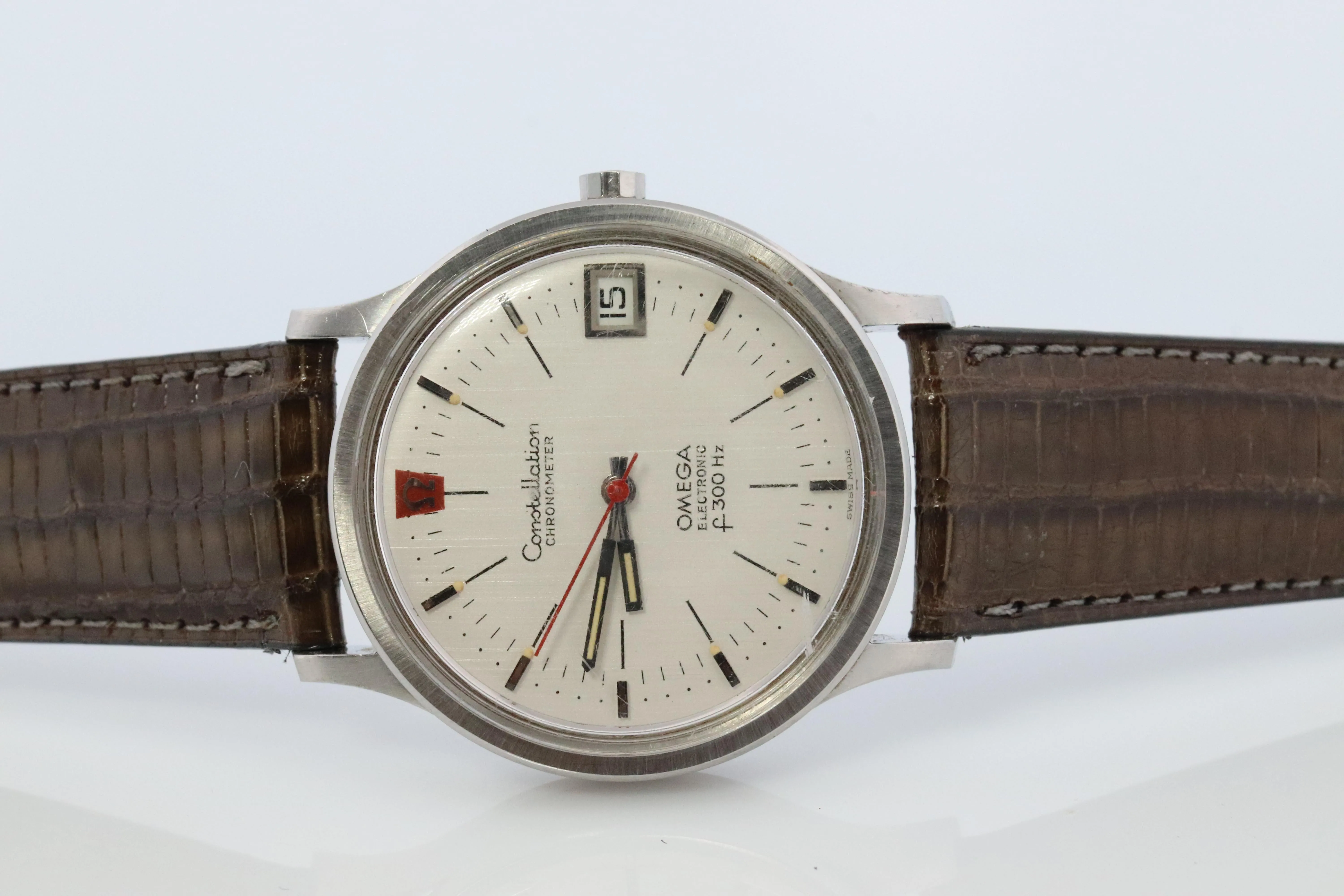 OMEGA Constellation Electronic. Mens Omega Watch F300 Constellation Chronometer
