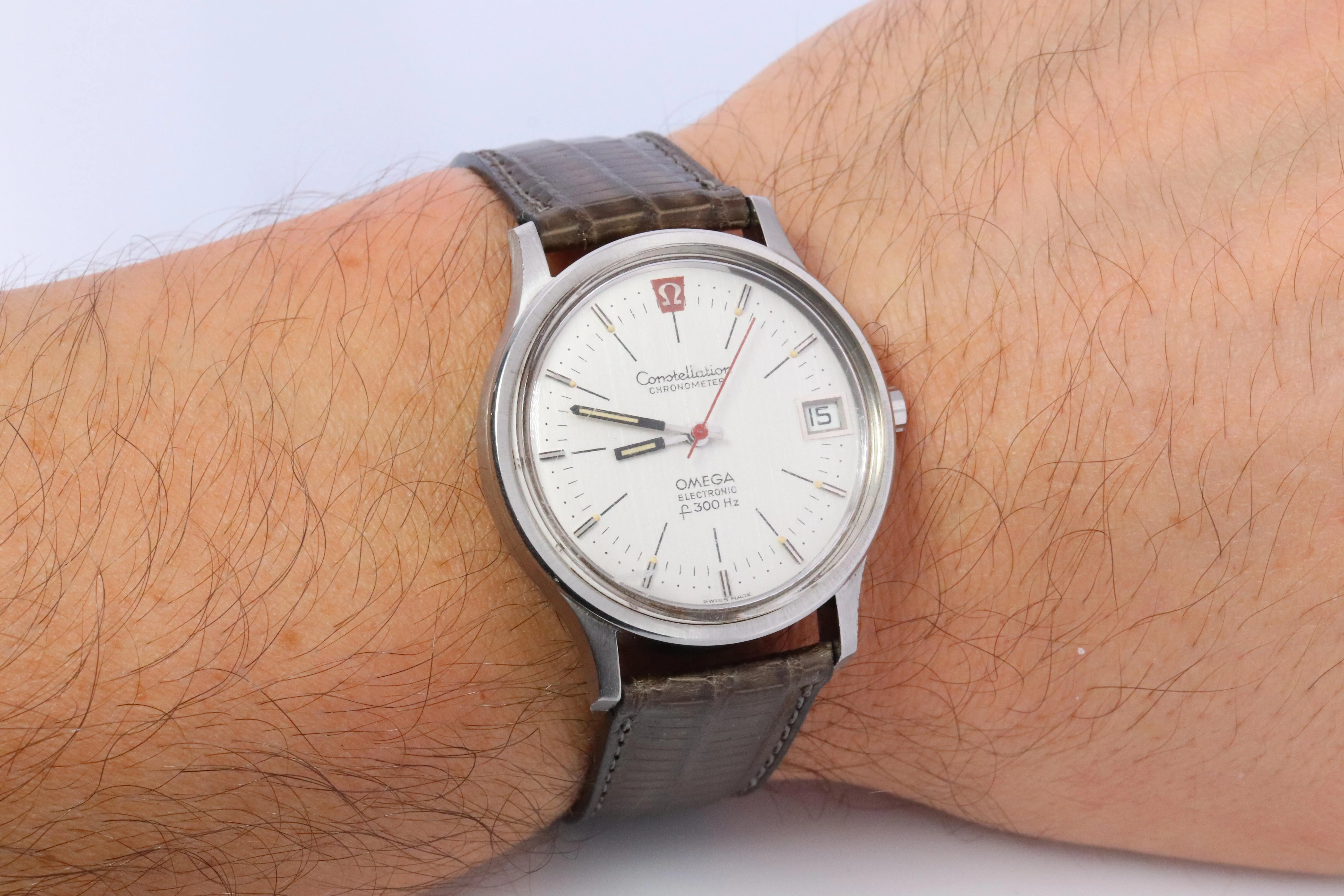 OMEGA Constellation Electronic. Mens Omega Watch F300 Constellation Chronometer