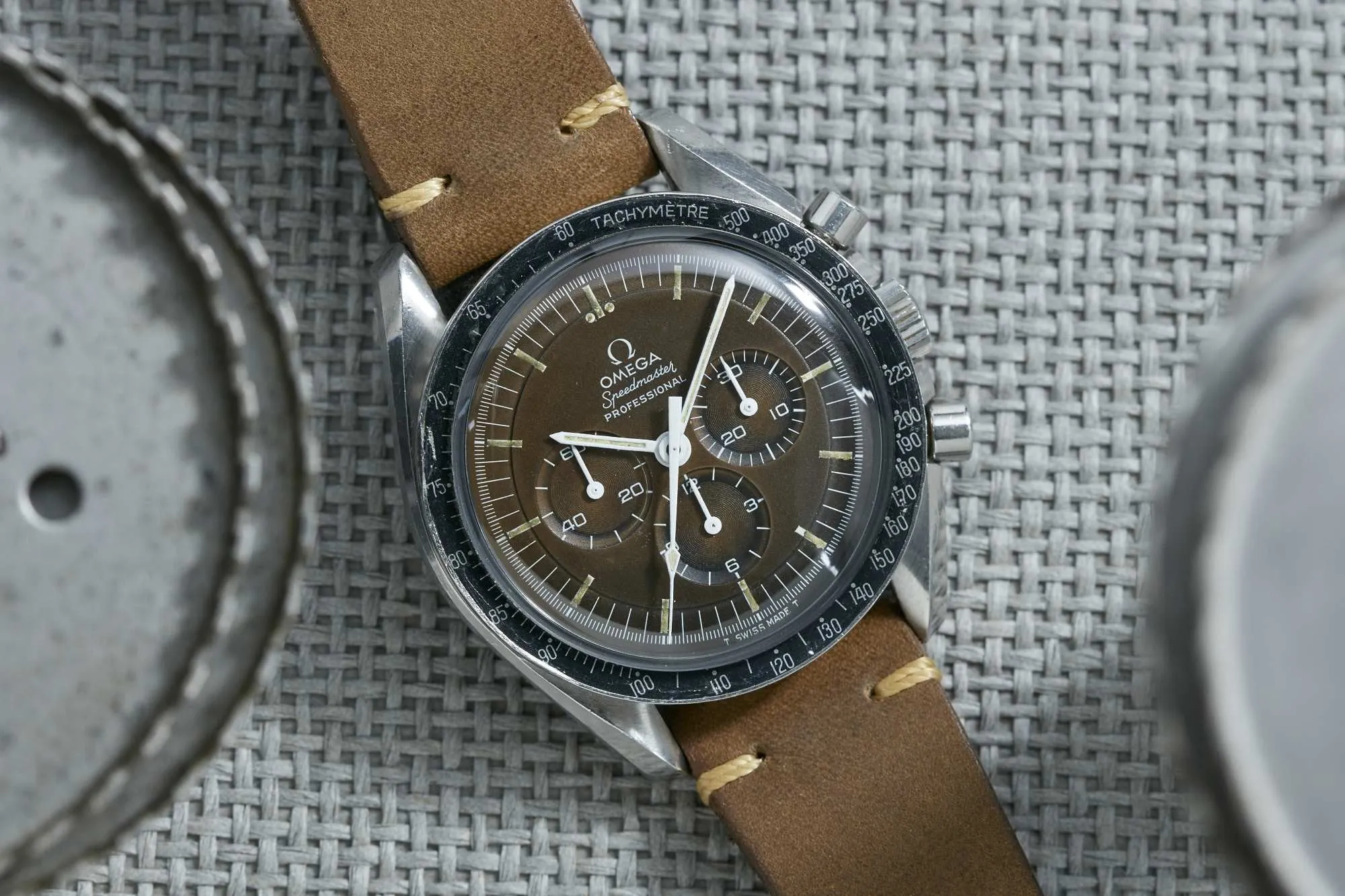 Omega Speedmaster Professional Tropical