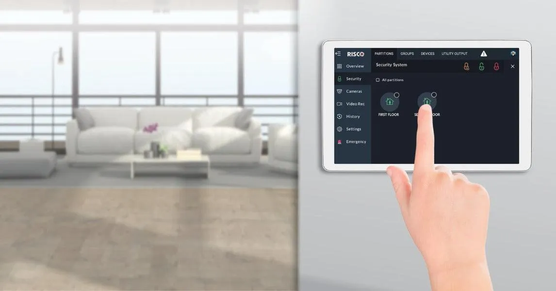 Risco Touchscreen Keypad with Zwave Gateway, RP432KPTZAUA