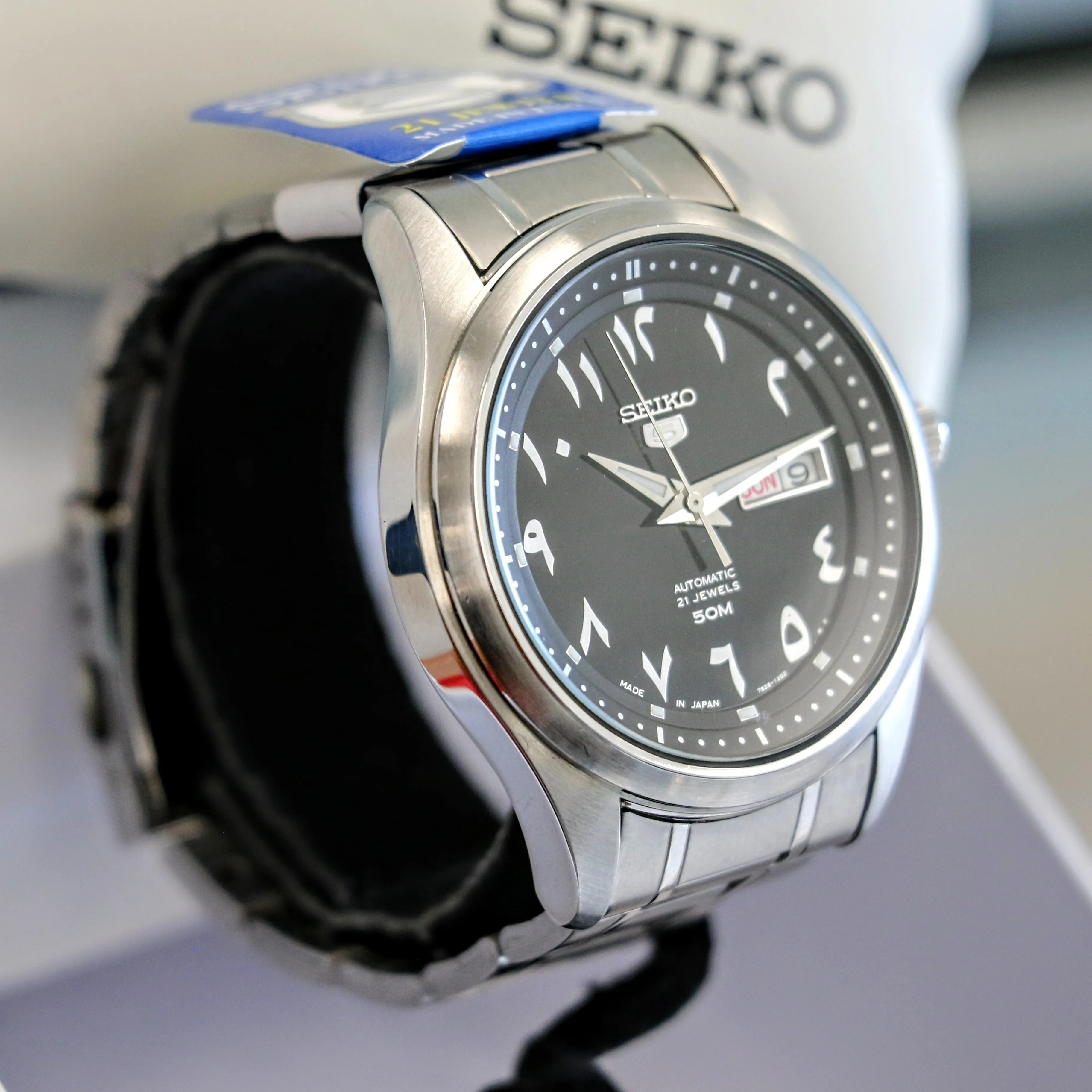 SEIKO 5 Automatic Watch Black Arabic Dial Wristwatch Ref. SNKP21J1 Box & Papers!