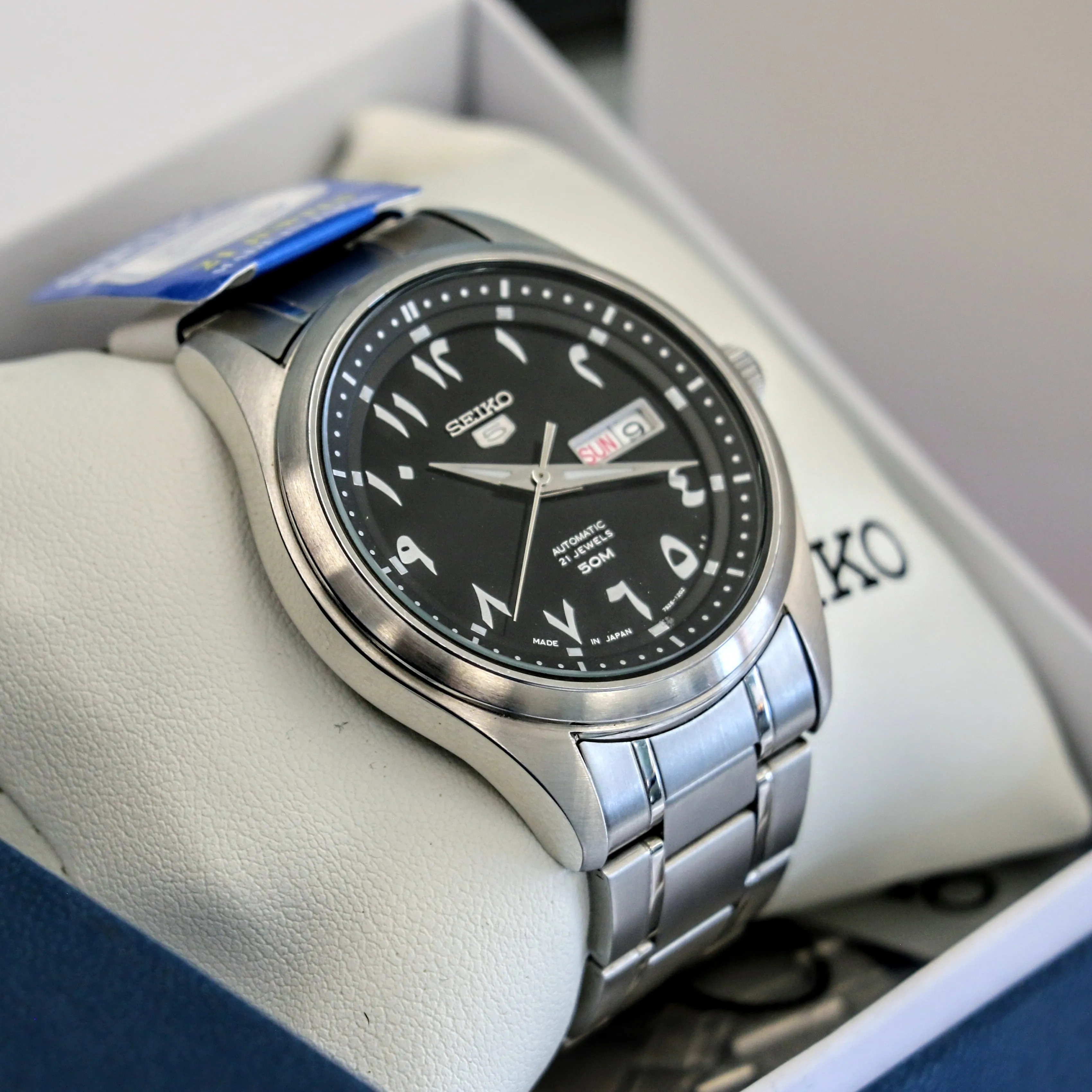 SEIKO 5 Automatic Watch Black Arabic Dial Wristwatch Ref. SNKP21J1 Box & Papers!