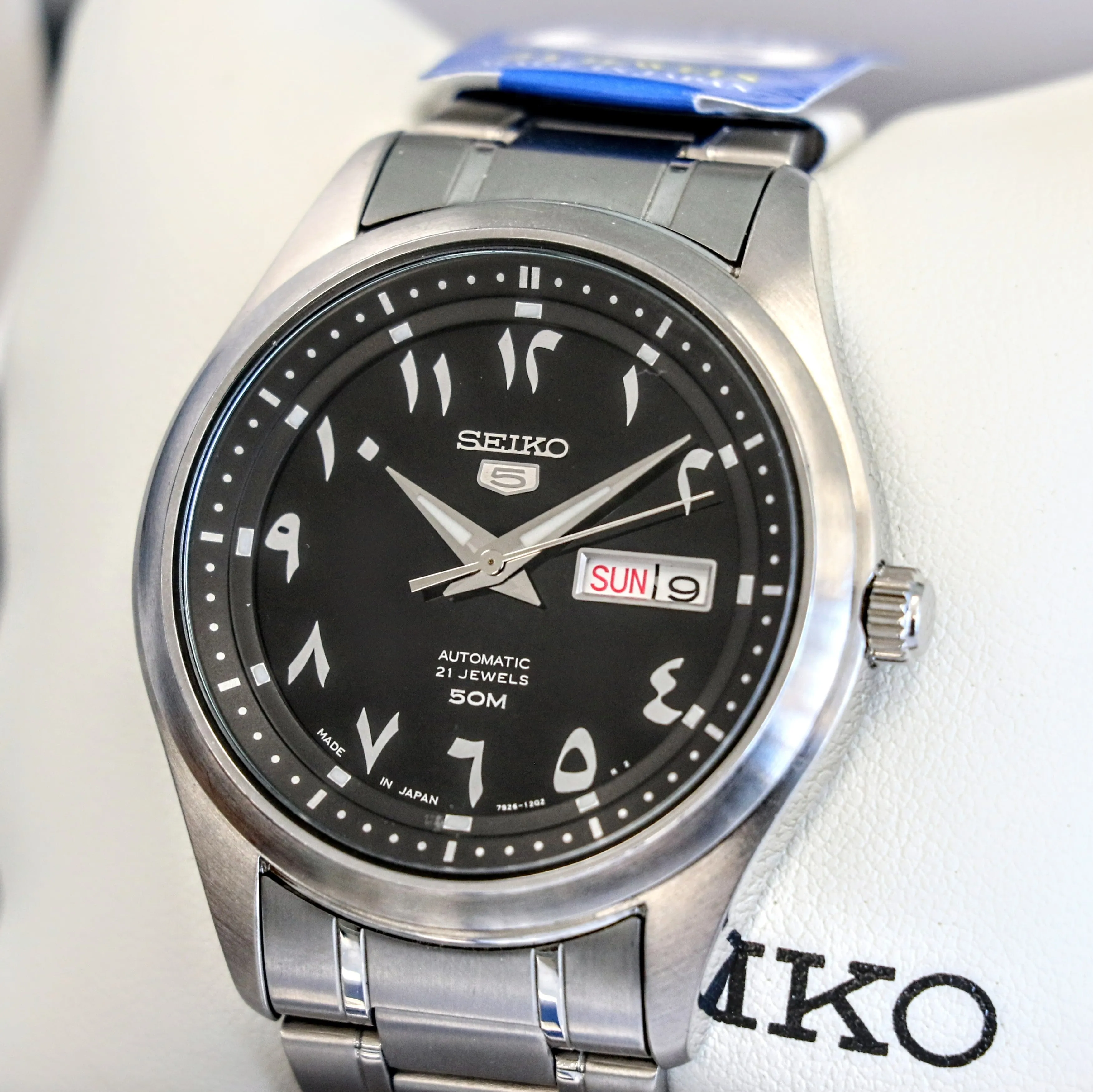 SEIKO 5 Automatic Watch Black Arabic Dial Wristwatch Ref. SNKP21J1 Box & Papers!