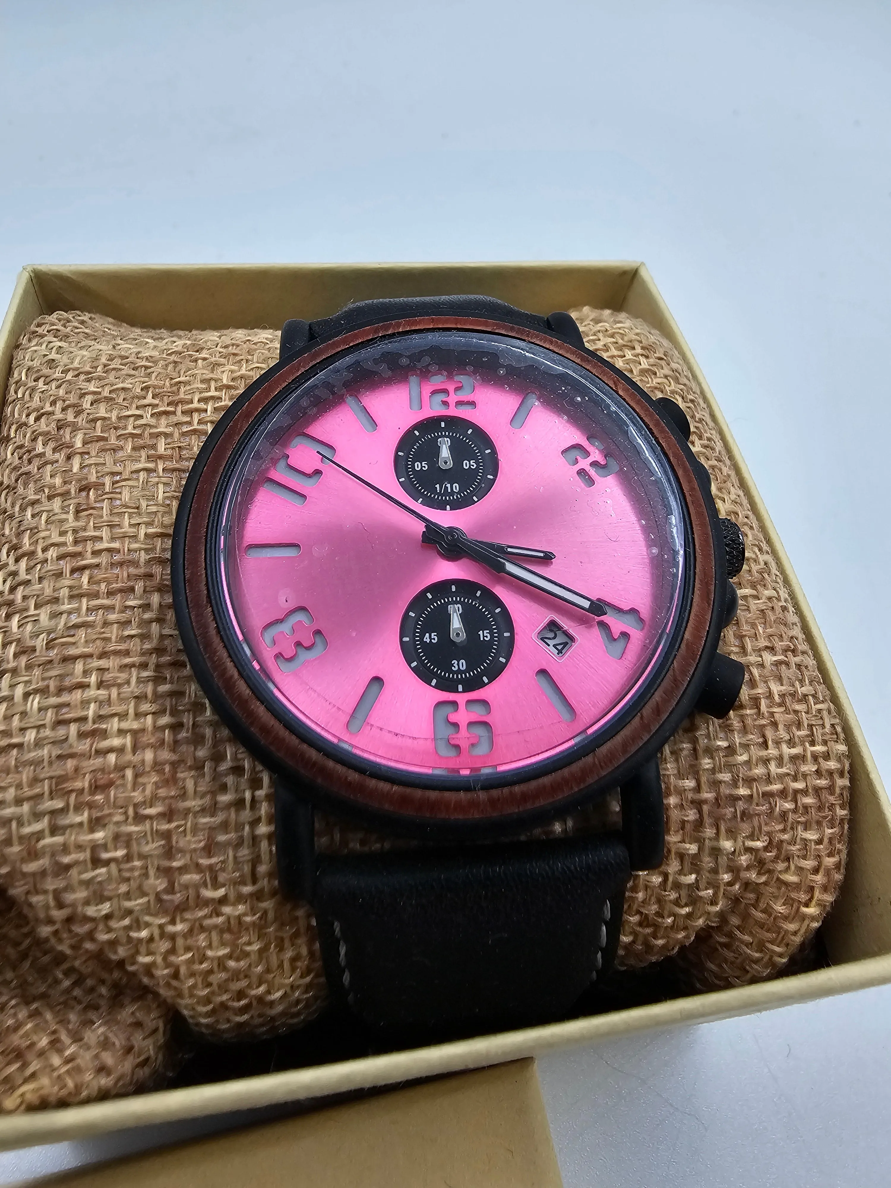 Stylish men's wooden watch with genuine black leather strap