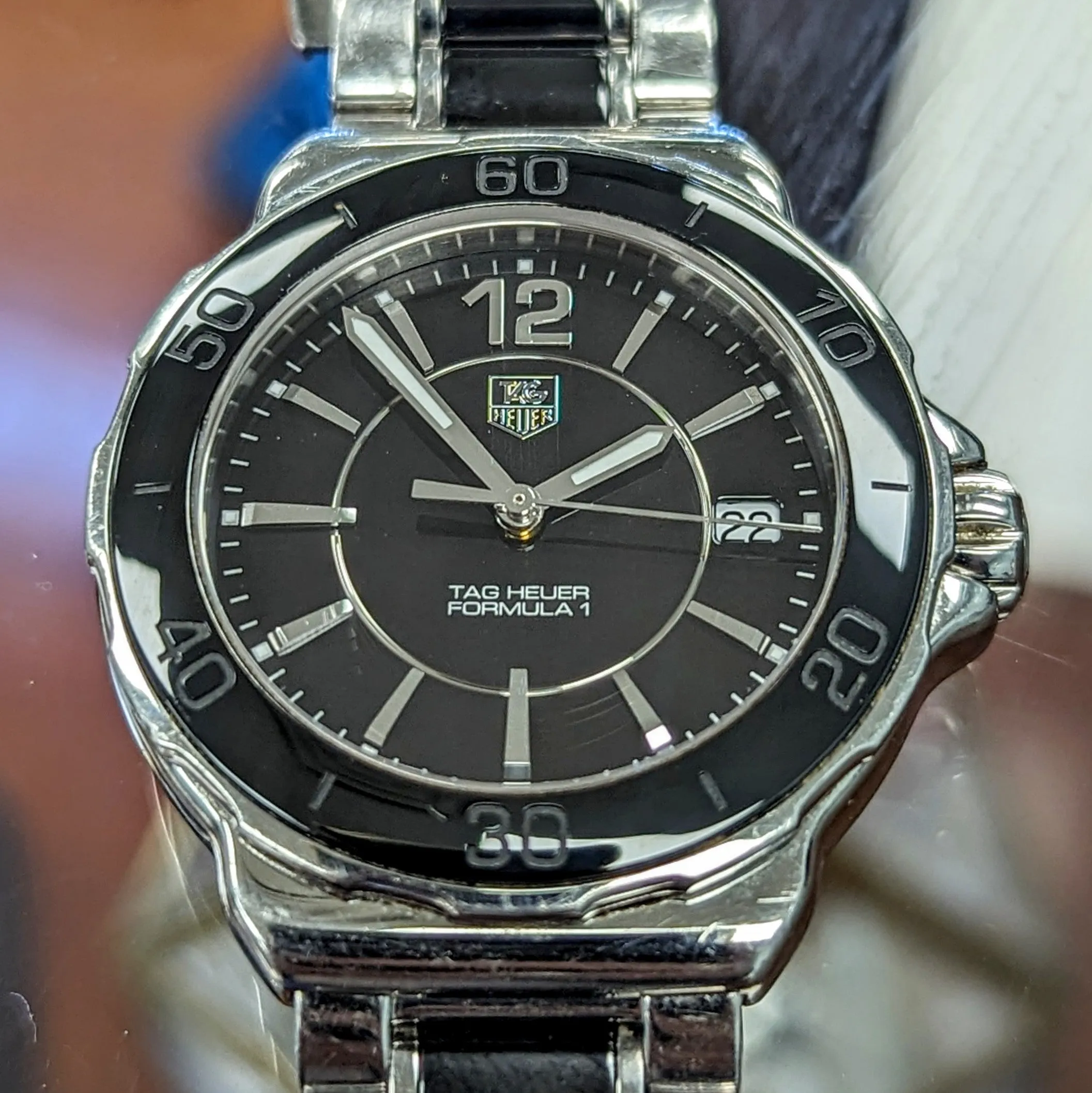 TAG HEUER Formula 1 Watch Date Indicator Ref. WAH1210 35mm Quartz Wristwatch Steel & Ceramic