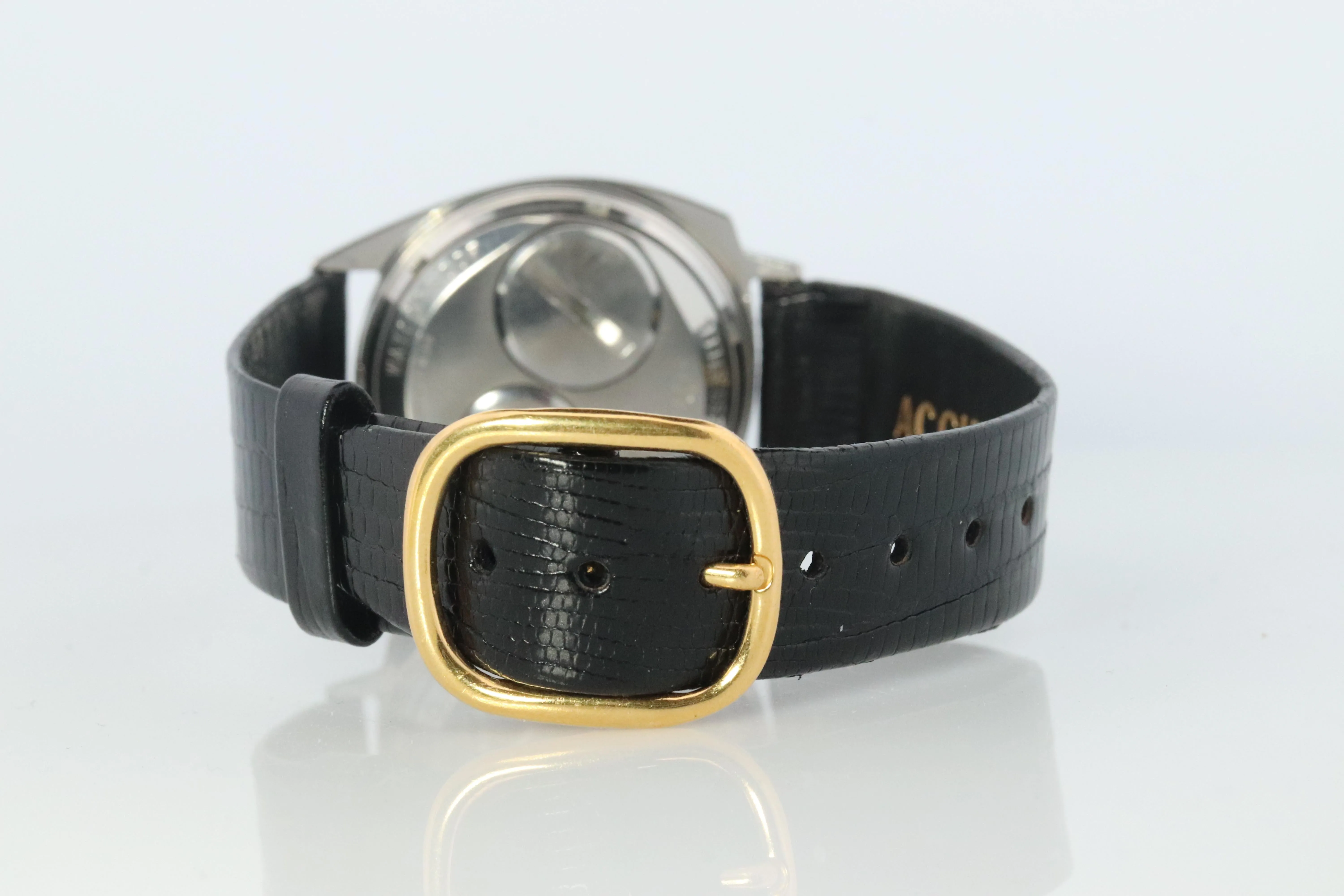 Vintage BULOVA Accutron watch. Spaceview Bulova 14k Bezel Electric Transparent