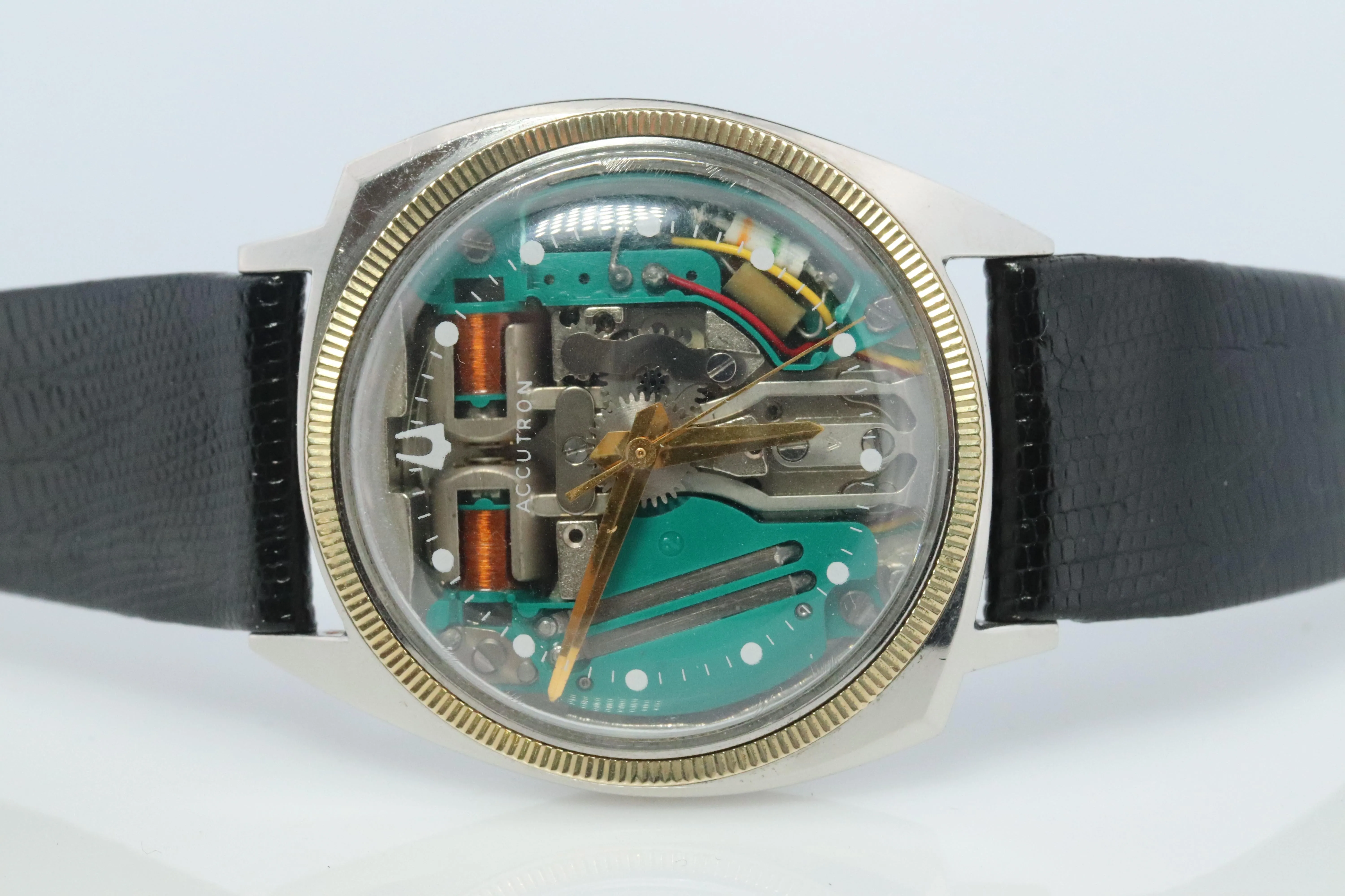 Vintage BULOVA Accutron watch. Spaceview Bulova 14k Bezel Electric Transparent